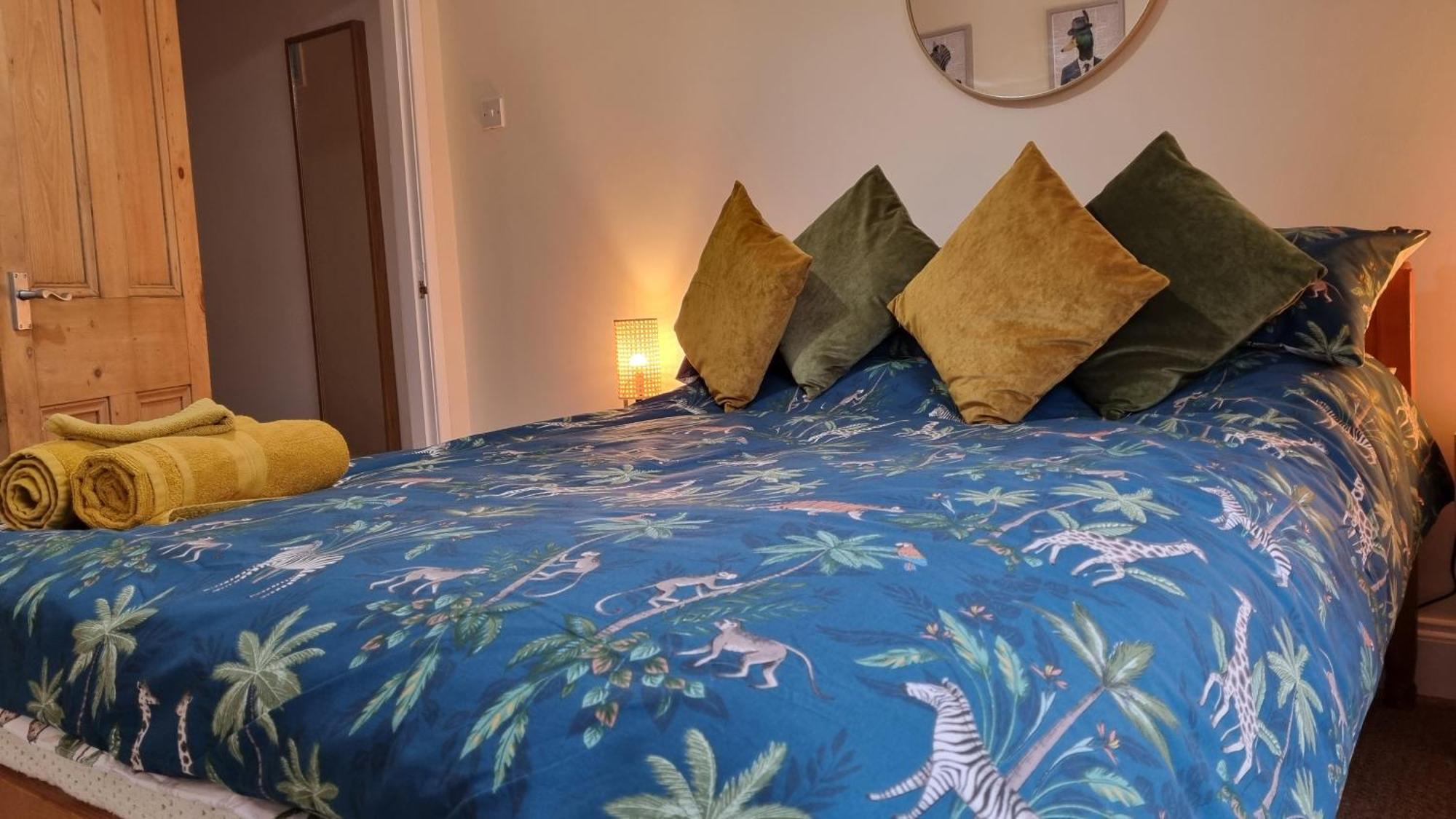City Of Chester Award Winning Cottage -Pixie Terrace Chester Eksteriør billede